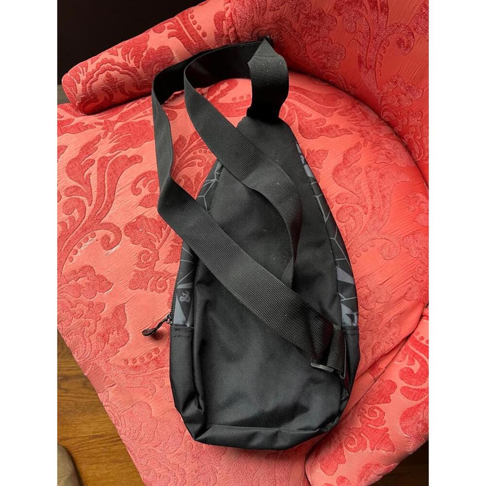 Bunie Geometric Pattern Black And Gray Crossbody … - image 6